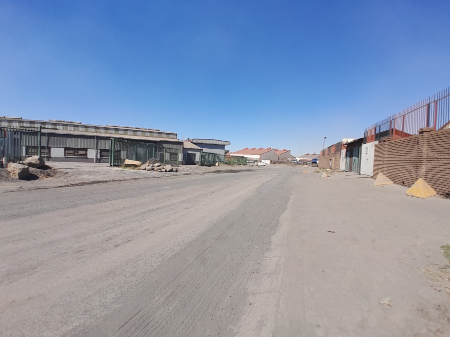 Commercial Property for Sale in Zinniaville North West